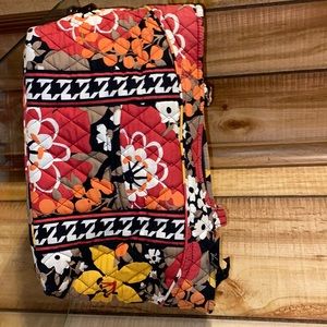 Vera Bradley floral bag